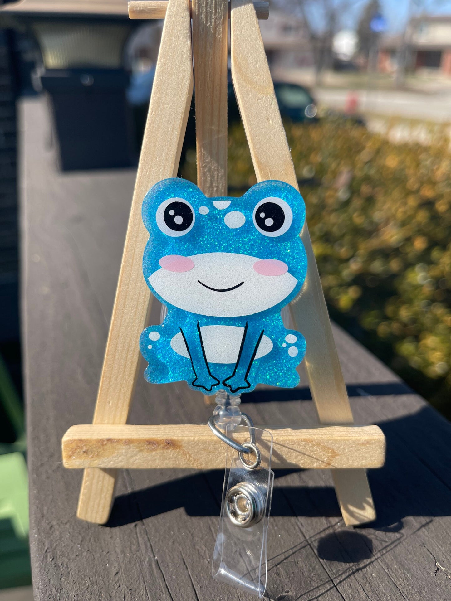 Sitting Frog Retractable Badge Reel