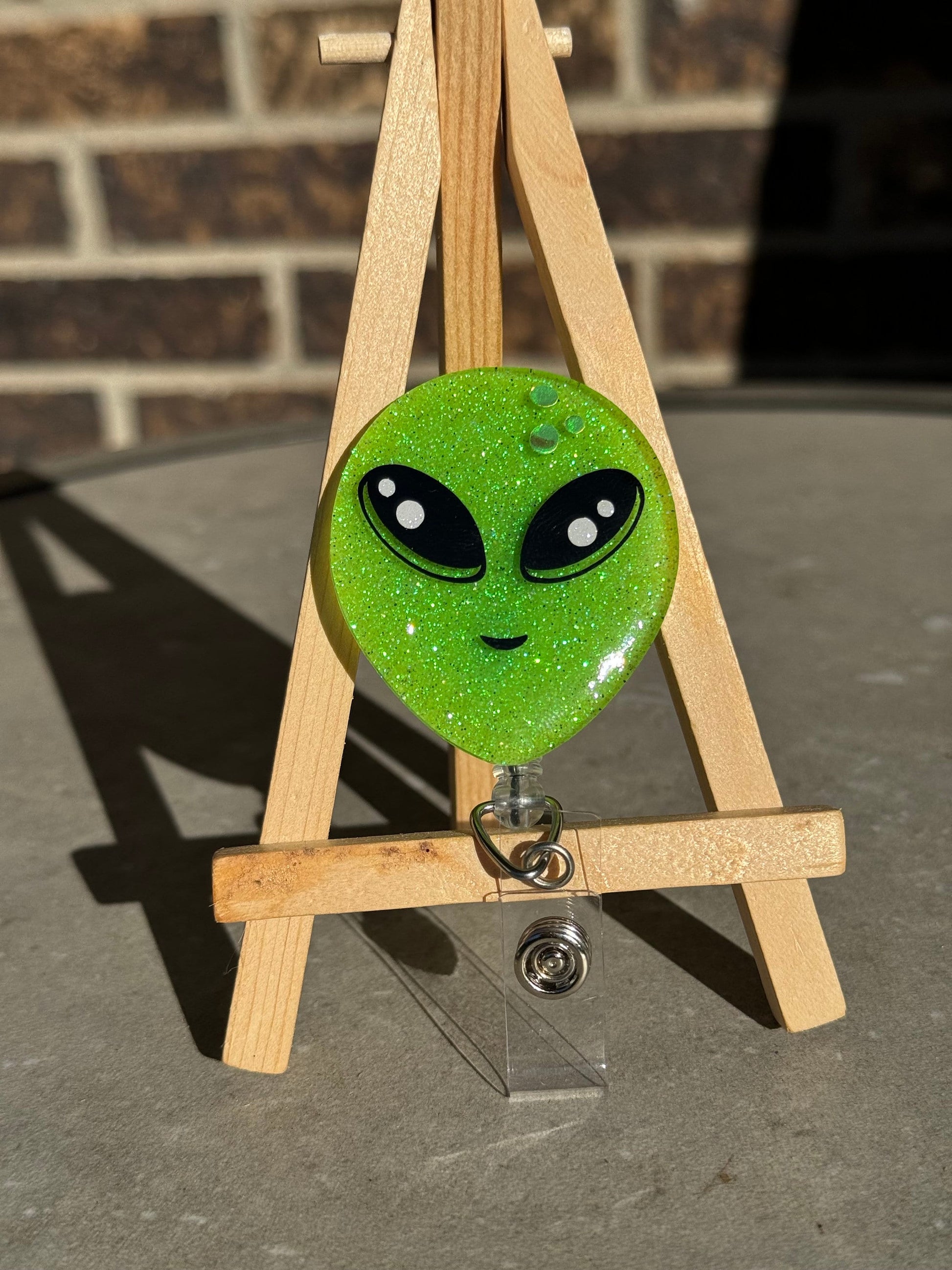 Alien Retractable Badge Reel| UFO nurse ID Holder| Alien Badge Holder| Space Themed Gifts| Fun Badge Accessories